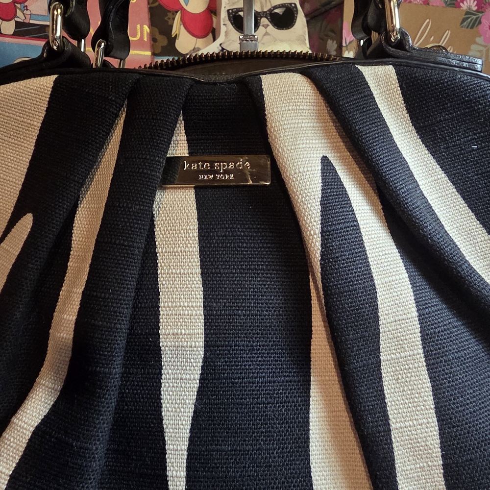 ✨️LOW START✨️Kate Spade NewYork Zebra Printed Canvas Bag - Picture 3 of 13
